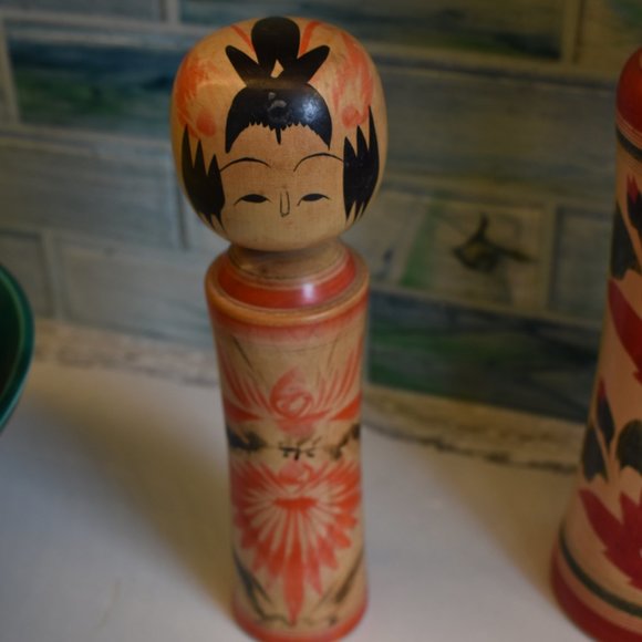 Vintage Kokeshi Wooden Hand Painted Japanese Dolls-Set of 2 - Picture 6 of 16